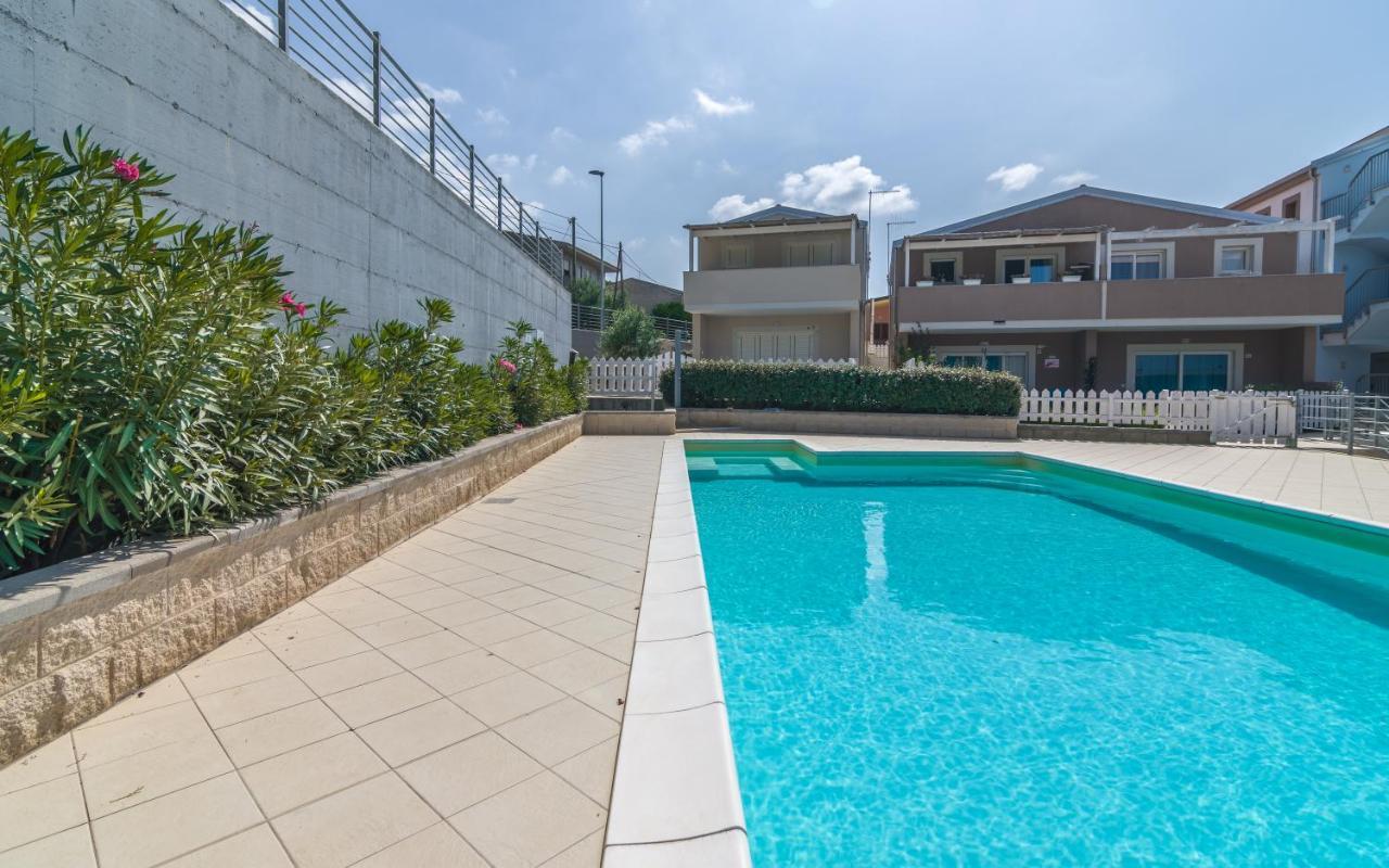 Villetta Federico Climatizzata Con Giardino Privato Viddalba Buitenkant foto