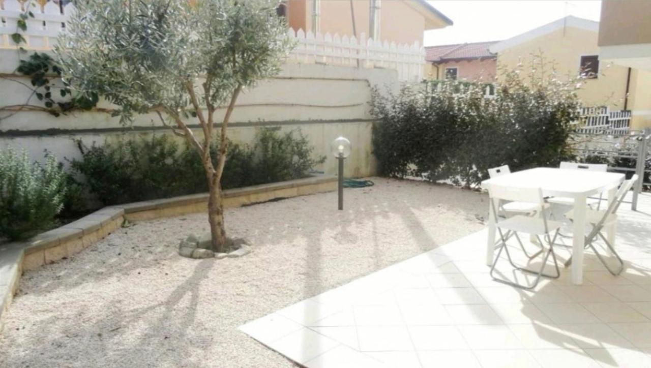 Villetta Federico Climatizzata Con Giardino Privato Viddalba Buitenkant foto