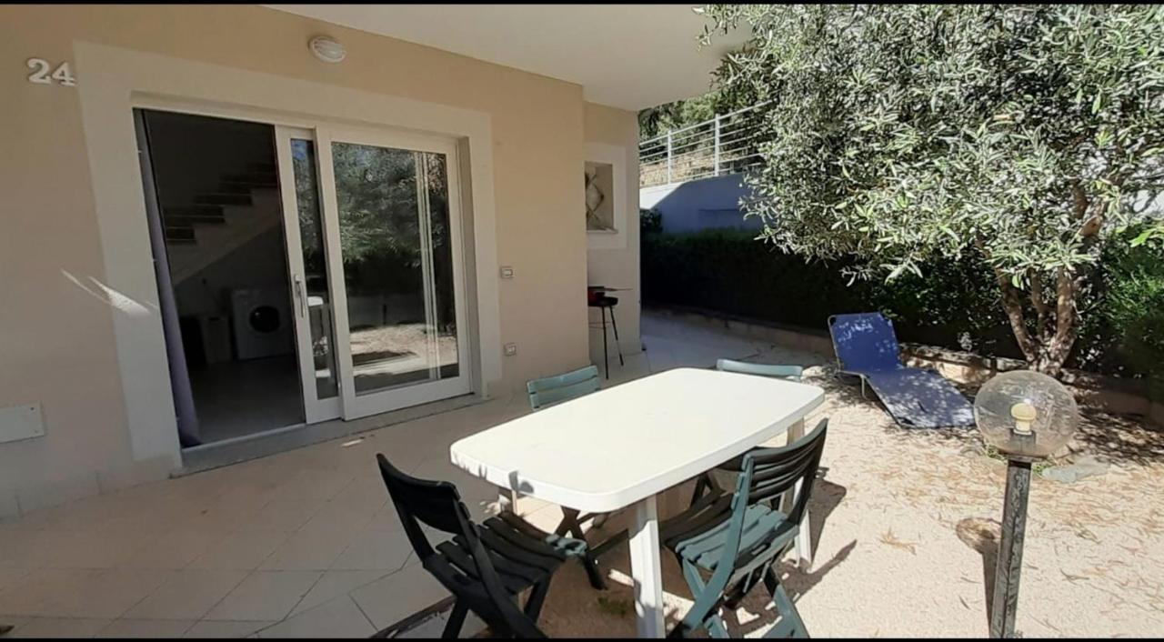 Villetta Federico Climatizzata Con Giardino Privato Viddalba Buitenkant foto