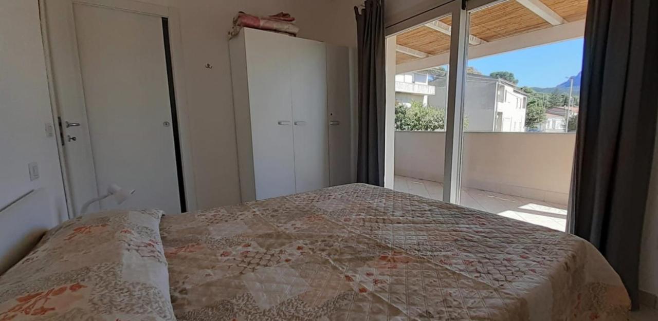 Villetta Federico Climatizzata Con Giardino Privato Viddalba Buitenkant foto